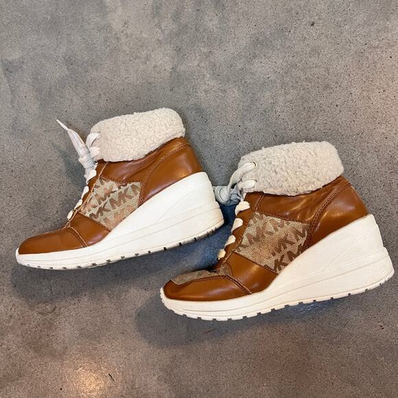 Michael Kors signature Tahoe brown wedge boots toddler girls 13 shoes outdoor - Picture 4 of 8